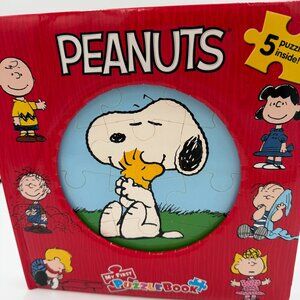 Peanuts My First Puzzle Book Snoopy 5 Puzzles 2015 Very Good pre-owned condition